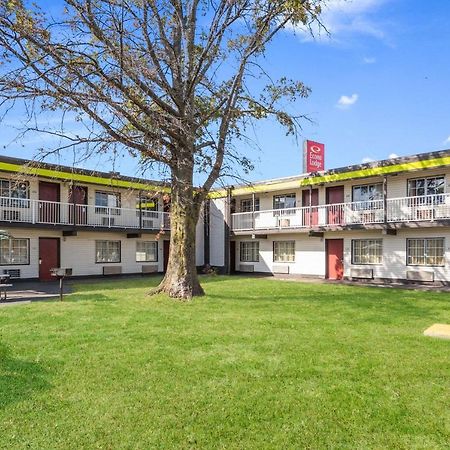 Econo Lodge Inn & Suites Тер От Екстериор снимка