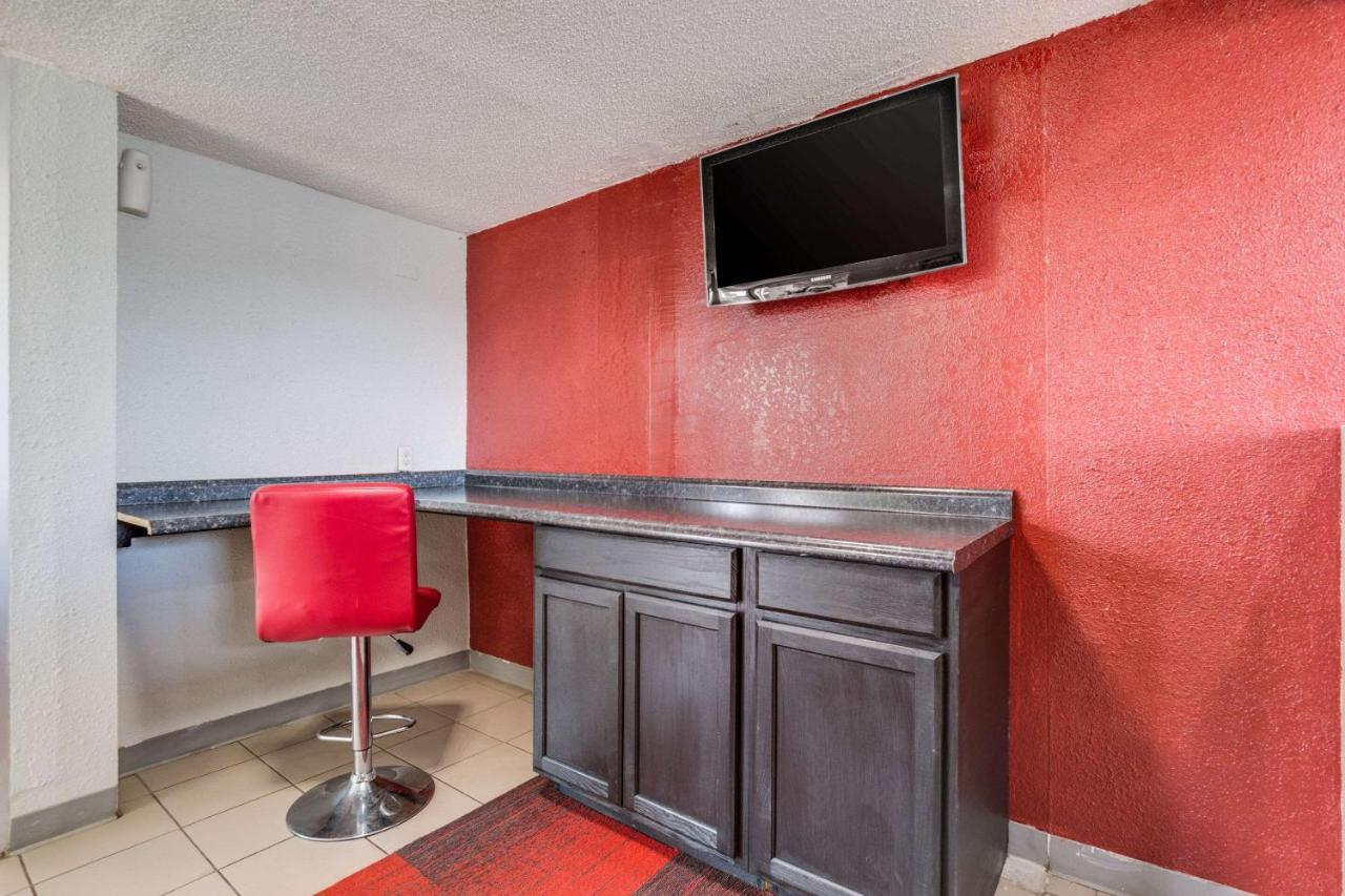 Econo Lodge Inn & Suites Тер От Екстериор снимка