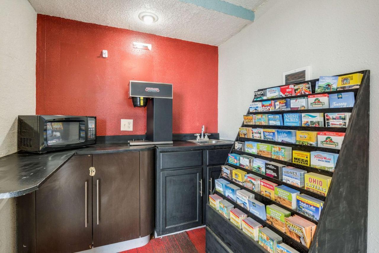 Econo Lodge Inn & Suites Тер От Екстериор снимка