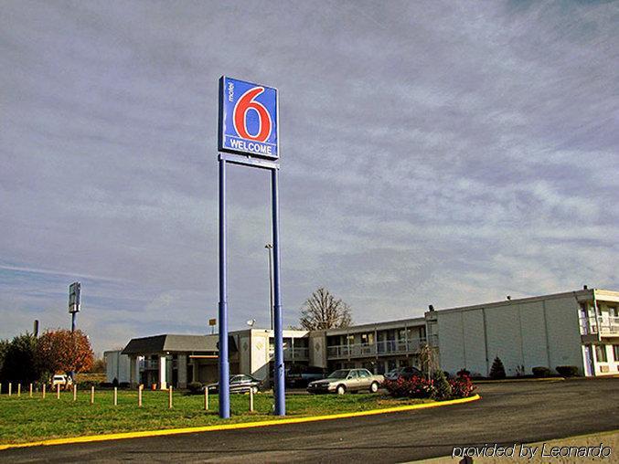 Econo Lodge Inn & Suites Тер От Екстериор снимка